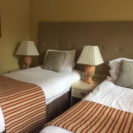 Hotel The Bedingfeld Arms à Oxborough Extérieur photo
