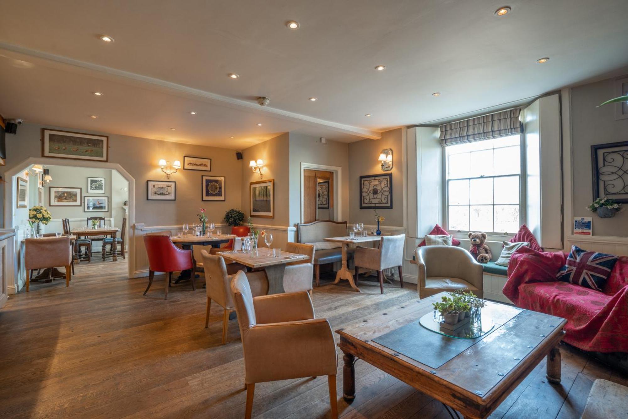 Hotel The Bedingfeld Arms à Oxborough Extérieur photo