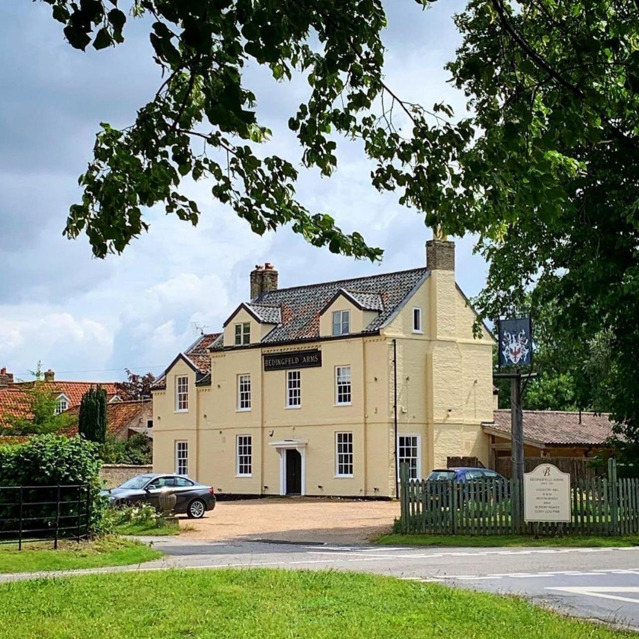 Hotel The Bedingfeld Arms à Oxborough Extérieur photo
